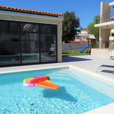 Villa Magale With A Pool